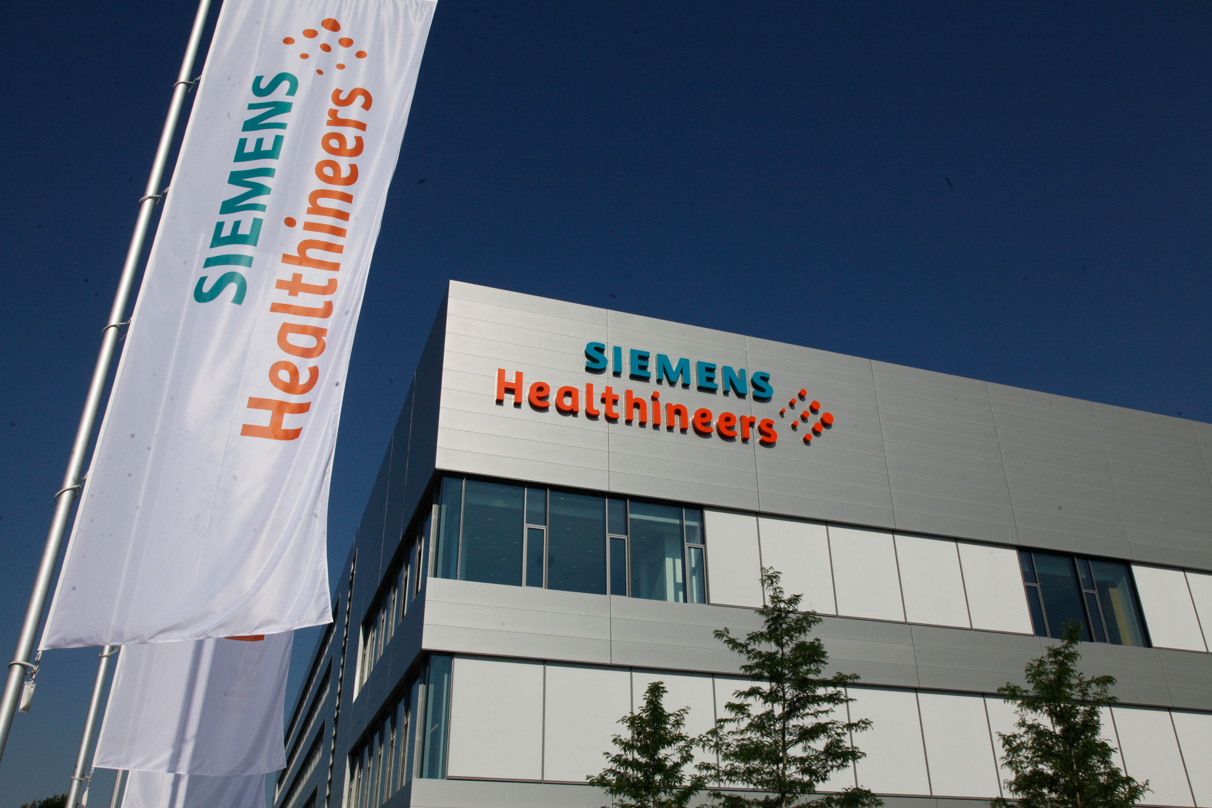 Siemens Healthineers feiert Eröffnung seines neuen Büro- und Entwicklungsgebäudes in Forchheim
